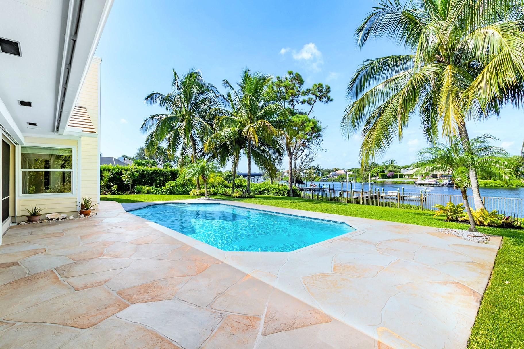 18145 Southeast Ridgeview Drive Jupiter, FL 33469 - Photo 29 of 45 18145 SE Ridgeview Dr aerials (7)