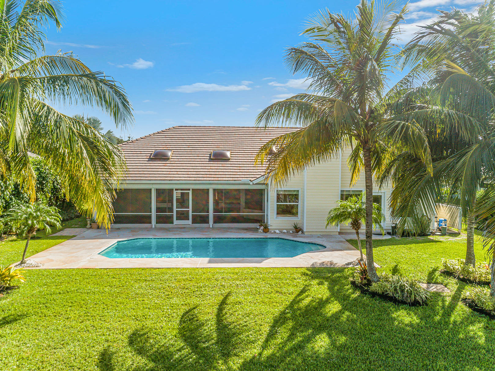 18145 Southeast Ridgeview Drive Jupiter, FL 33469 - Photo 31 of 45 18145 SE Ridgeview Dr aerials (9)