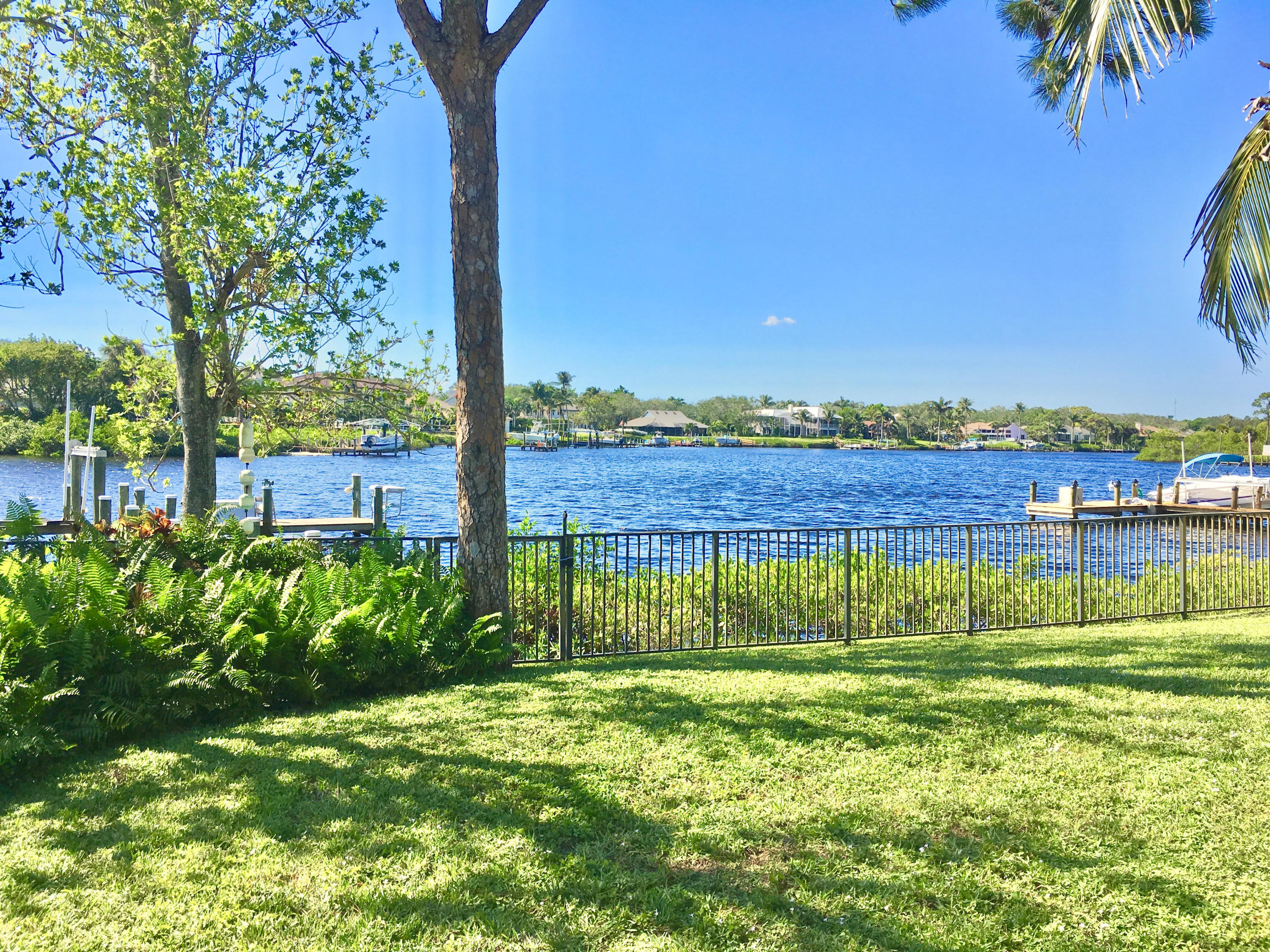 18145 Southeast Ridgeview Drive Jupiter, FL 33469 - Photo 45 of 45 unnamed