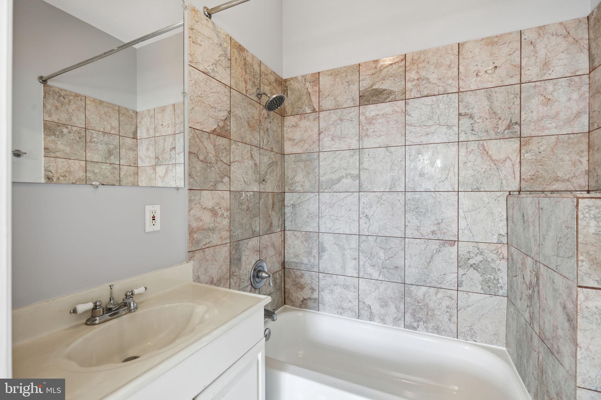 58 Quincy Place Northeast, Unit 2 Washington, DC 20002 - Photo 23 of 34