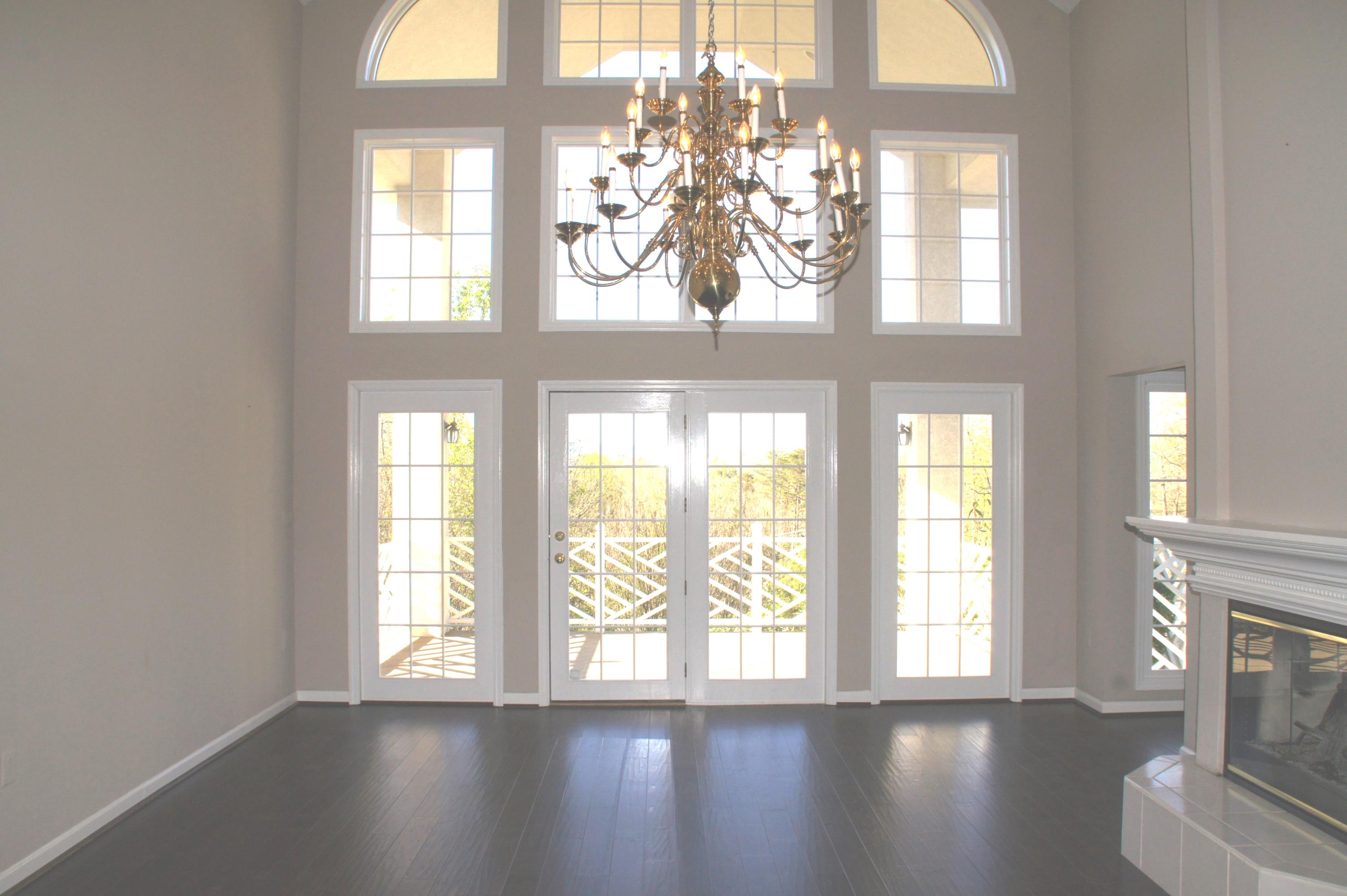 4140 Jae Valley Road Roanoke, VA 24014 - Photo 11 of 43 2 Story Great Room