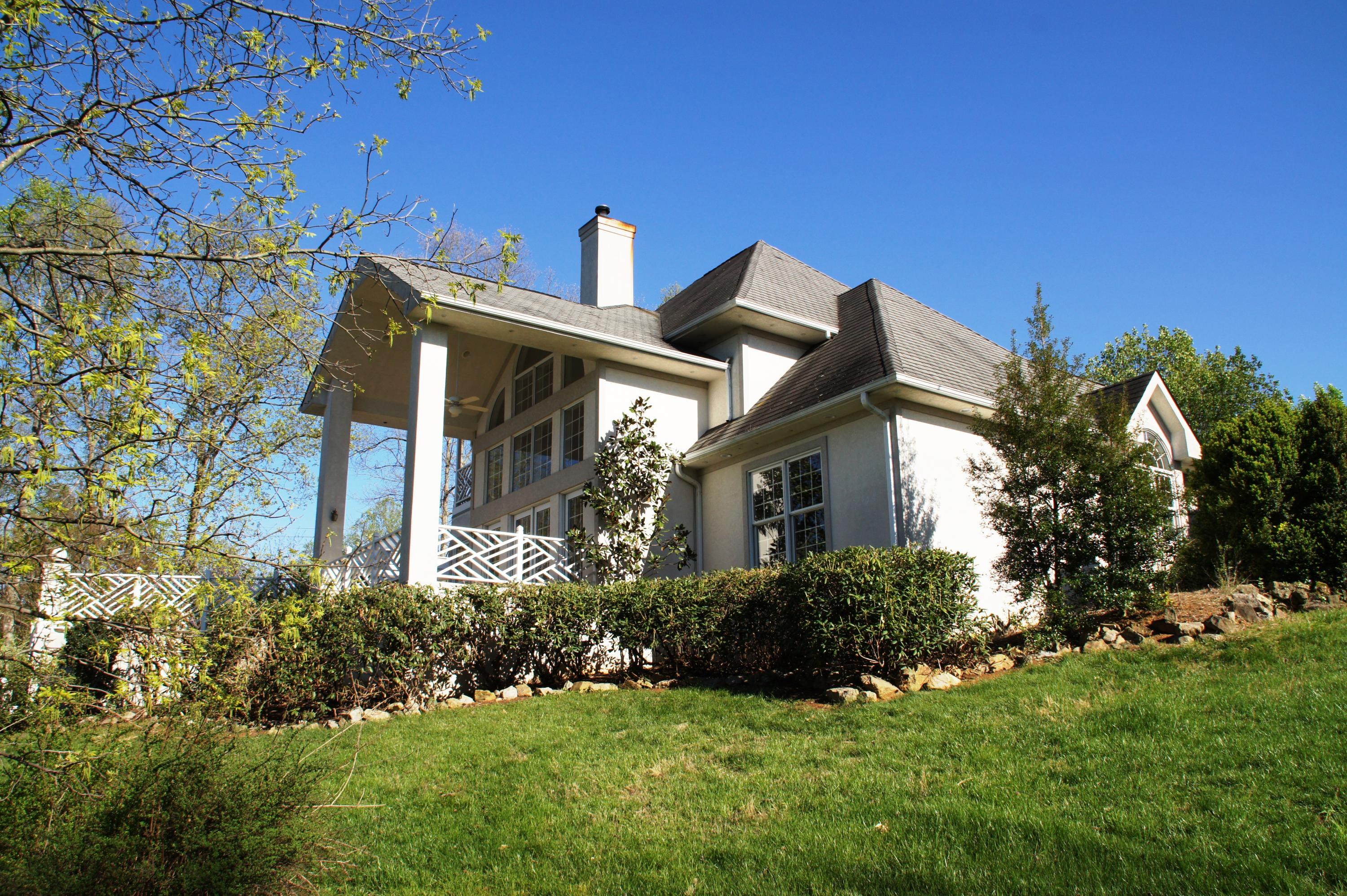 4140 Jae Valley Road Roanoke, VA 24014 - Photo 3 of 43 Side View