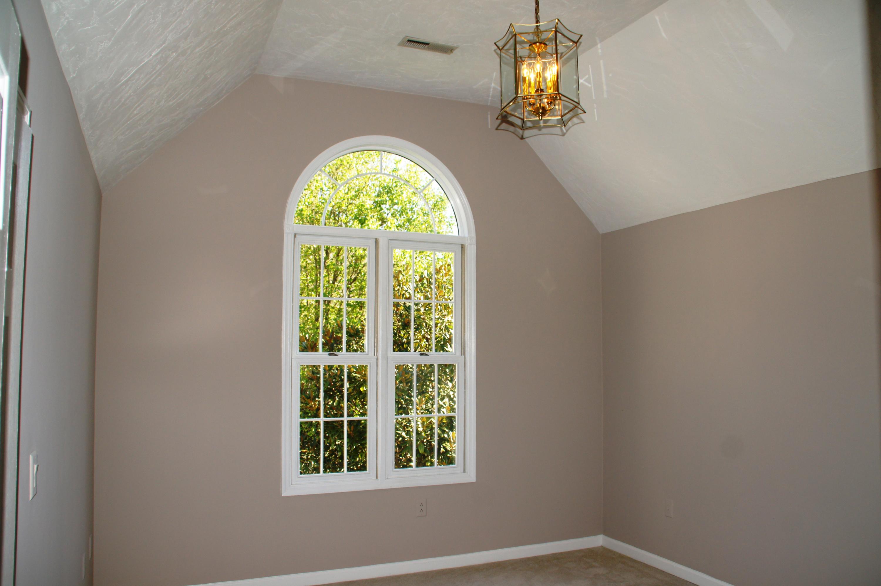 4140 Jae Valley Road Roanoke, VA 24014 - Photo 37 of 43 Guest Room 2
