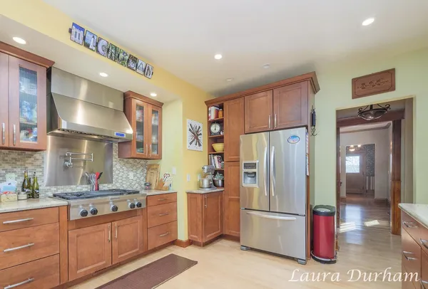 $1,295,000 | 790 Lake Street, Saugatuck, MI 49453