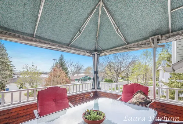 $1,295,000 | 790 Lake Street, Saugatuck, MI 49453