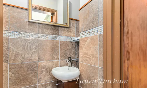 $1,295,000 | 790 Lake Street, Saugatuck, MI 49453