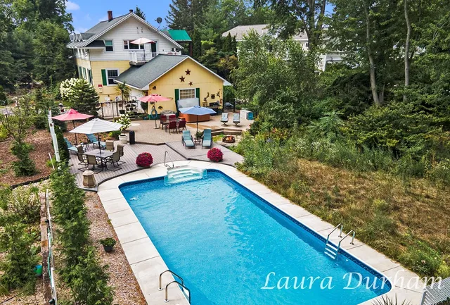 $1,285,000 | 790 Lake Street, Saugatuck, MI 49453