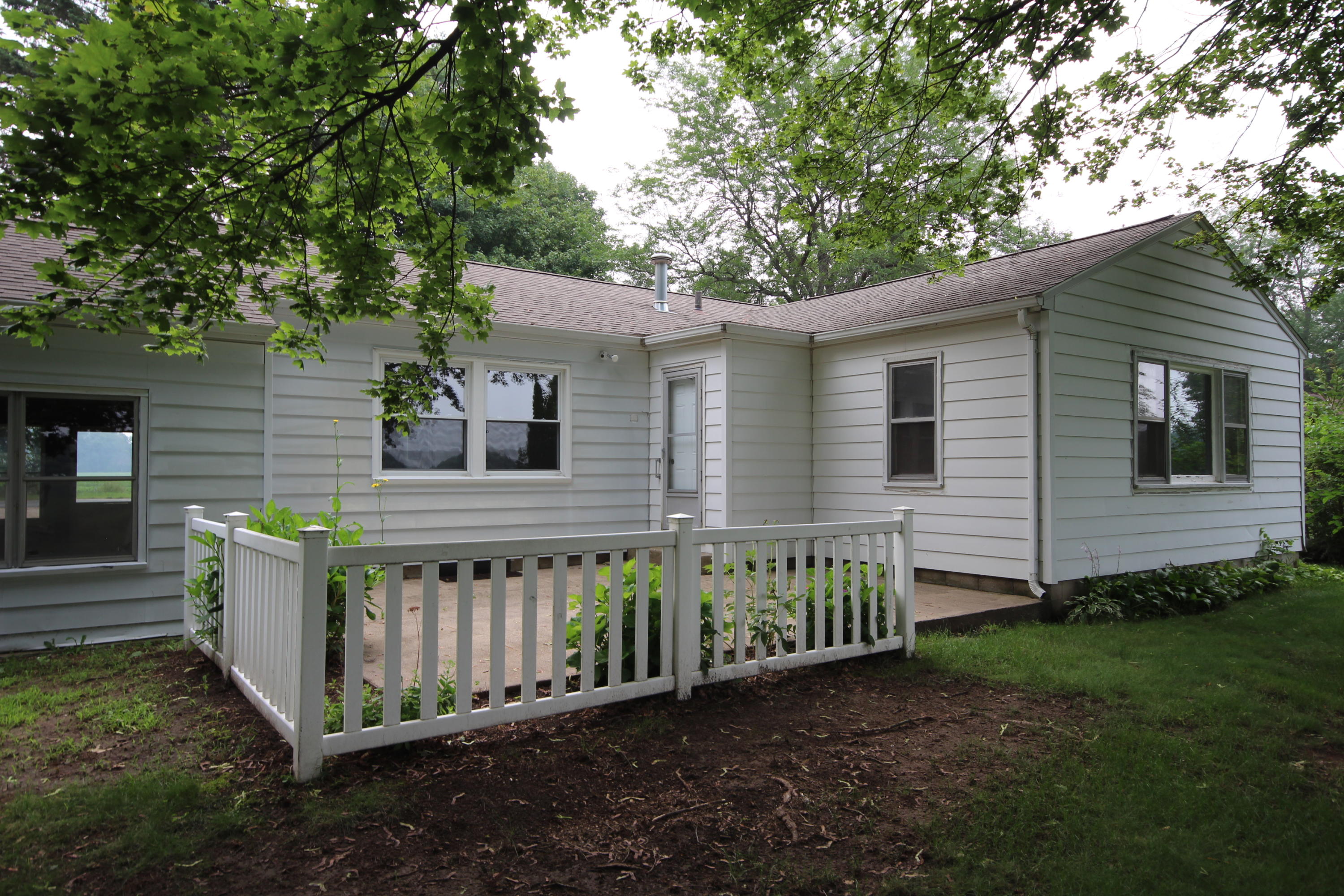 11674 Portage Road Portage, MI 49002 - Photo 2 of 20 2