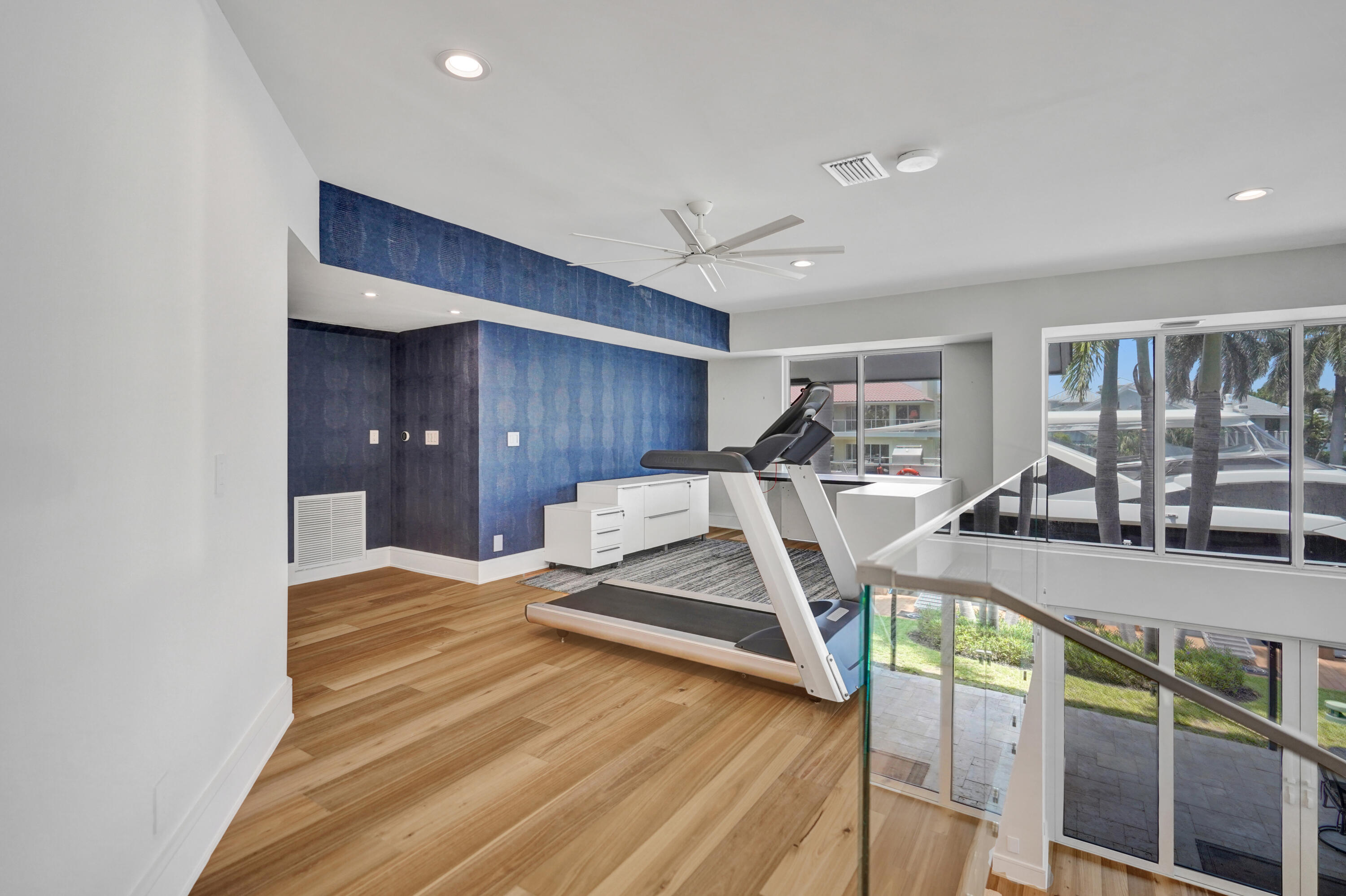 961 Iris Drive Delray Beach, FL 33483 - Photo 28 of 59 Loft area