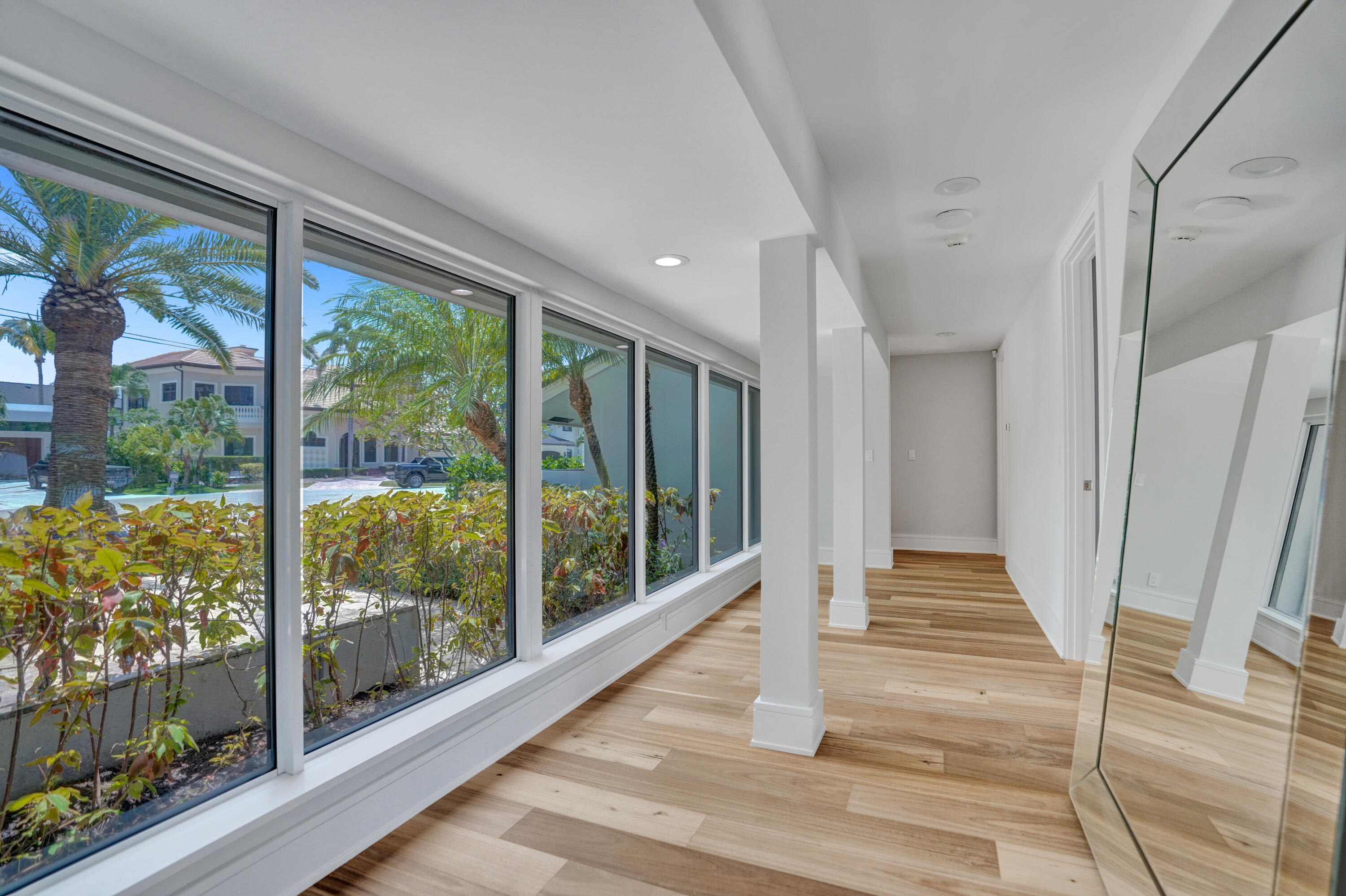 961 Iris Drive Delray Beach, FL 33483 - Photo 32 of 59 64