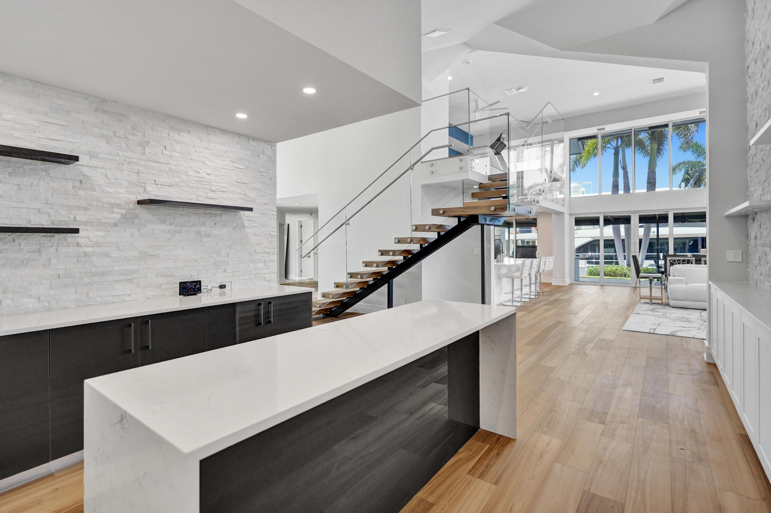 961 Iris Drive Delray Beach, FL 33483 - Photo 10 of 59 18