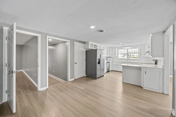 $364,999 | 725 South Live Oak Drive, Moncks Corner, SC 29461