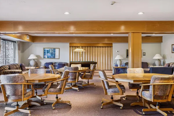 $104,900 | 4120 Parklawn Avenue, Unit 228, Edina, MN 55435