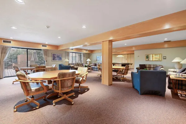 $104,900 | 4120 Parklawn Avenue, Unit 228, Edina, MN 55435