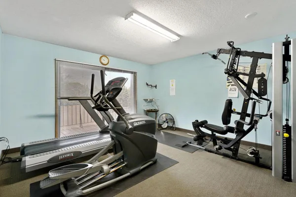 $104,900 | 4120 Parklawn Avenue, Unit 228, Edina, MN 55435