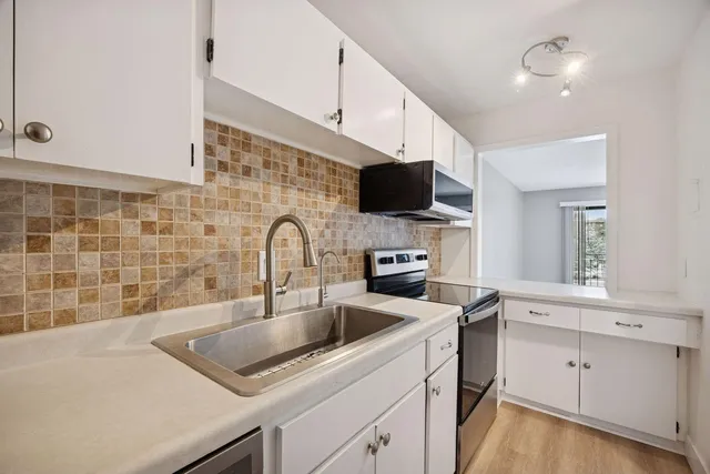 $114,999 | 4120 Parklawn Avenue, Unit 228, Edina, MN 55435