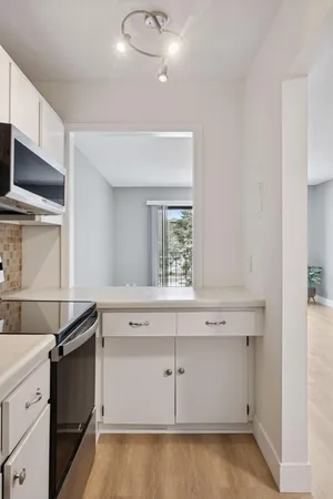 $104,900 | 4120 Parklawn Avenue, Unit 228, Edina, MN 55435