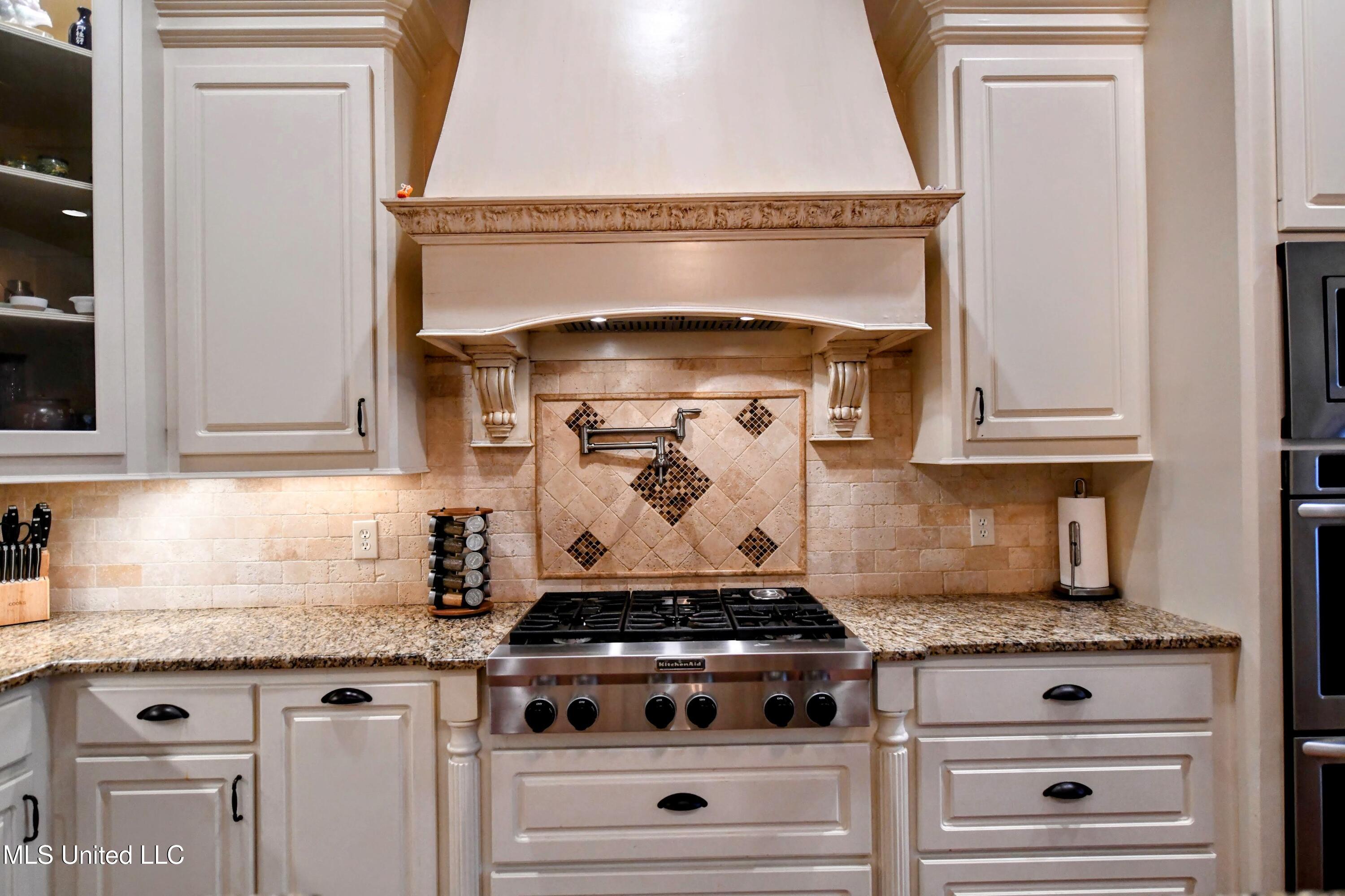 318 Summerville Drive Madison, MS 39110 - Photo 13 of 35 DSC_8237-EDIT