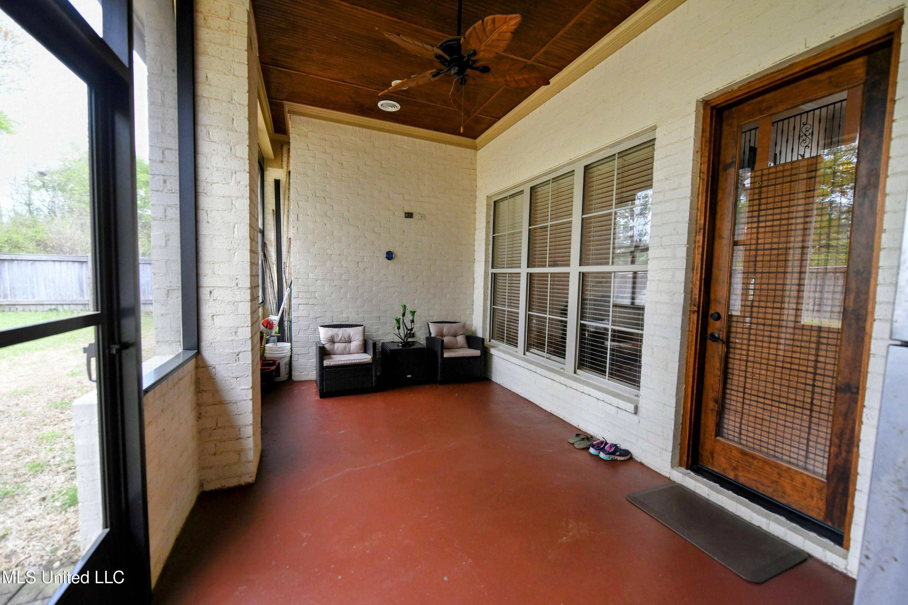 318 Summerville Drive Madison, MS 39110 - Photo 30 of 35 DSC_8291-EDIT