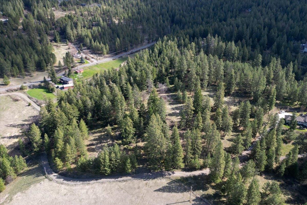 6712 East Jamieson Road Spokane, WA 99223 - Photo 1 of 28