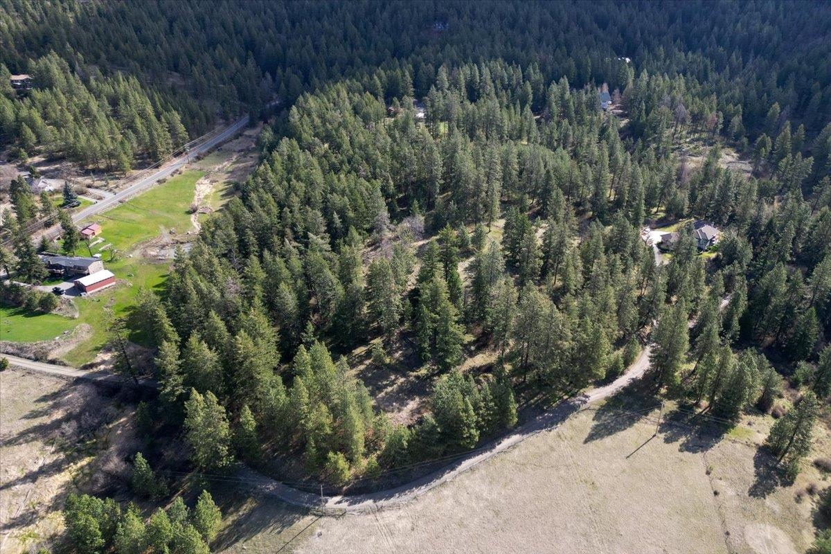 6712 East Jamieson Road Spokane, WA 99223 - Photo 3 of 28