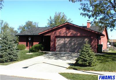 9129 Mariners Ridge Drive Fort Wayne, IN 46819 - Photo 2 of 10