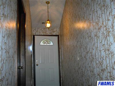 9129 Mariners Ridge Drive Fort Wayne, IN 46819 - Photo 3 of 10