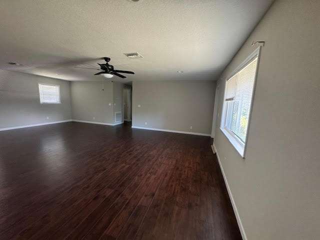 709 Southeast Alamanda Way Stuart, FL 34996 - Photo 9 of 17 Living room