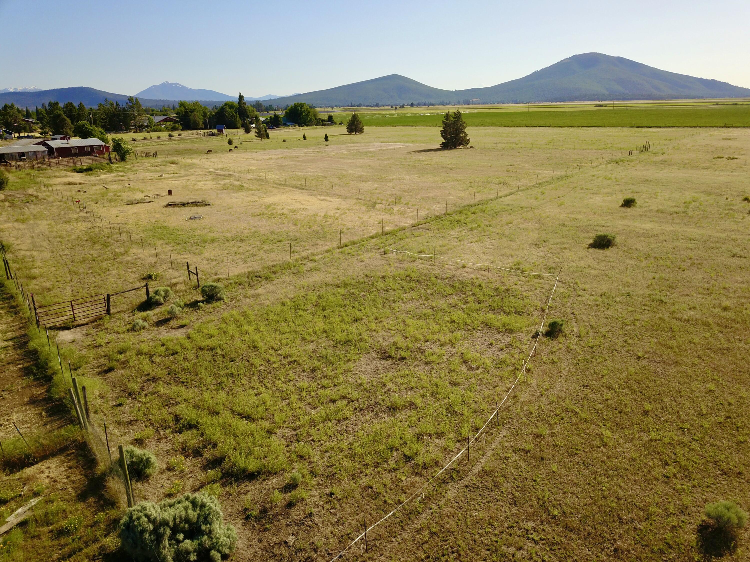 25965 Cir Bell Road Fall River Mills, CA 96028 - Photo 47 of 53 a view of an ocean