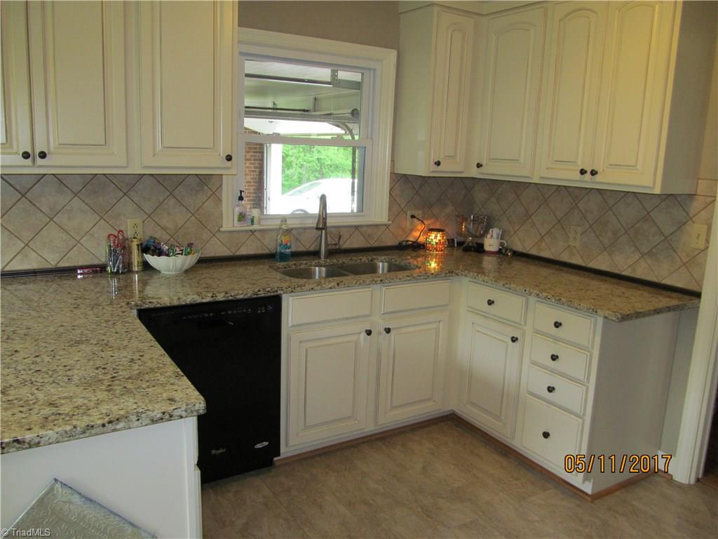 4071 Westfield Road Mount Airy, NC 27030 - Photo 7 of 24 Gallery Image 7