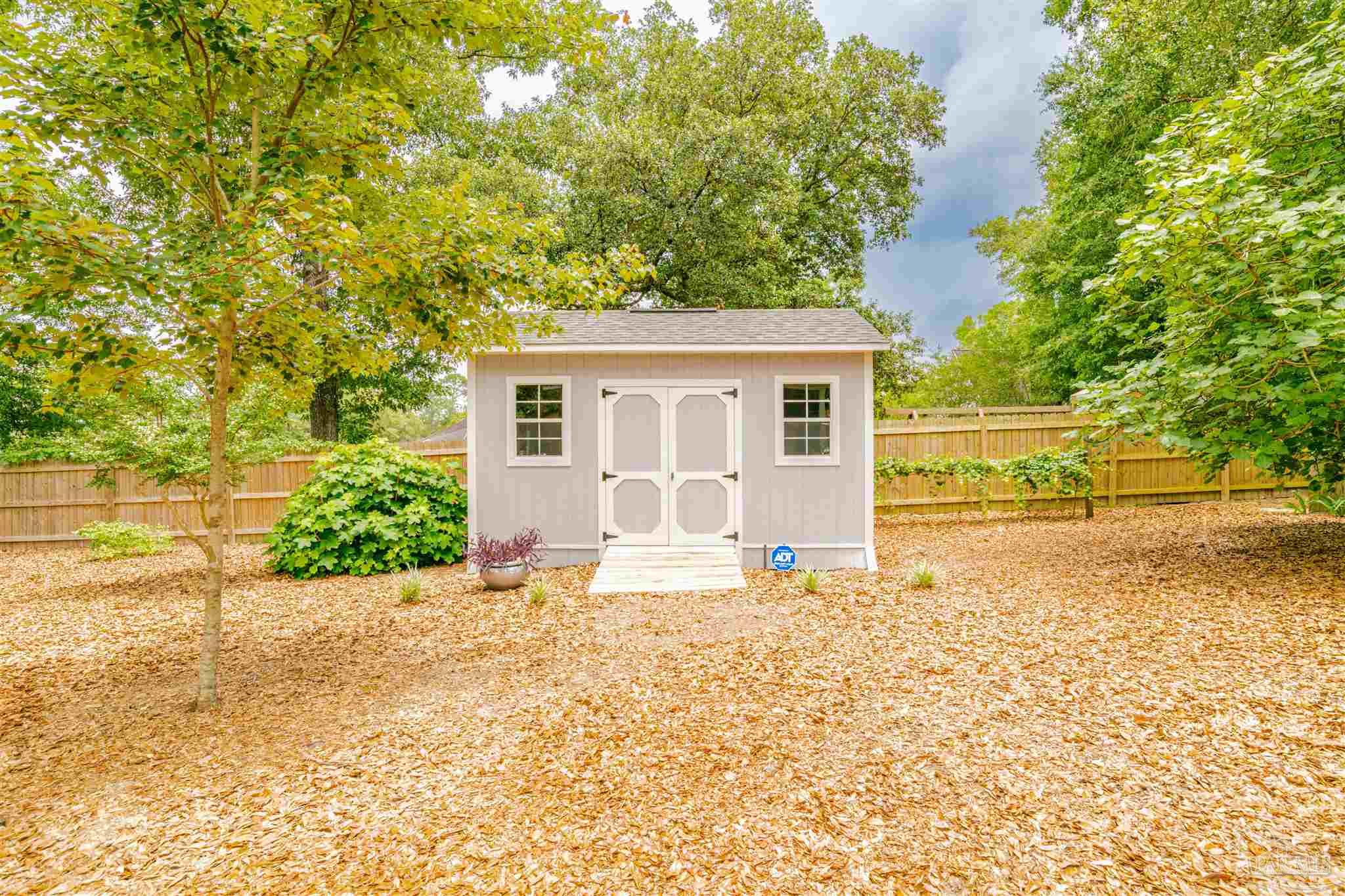 1440 Kings Road Cantonment, FL 32533 - Photo 37 of 42