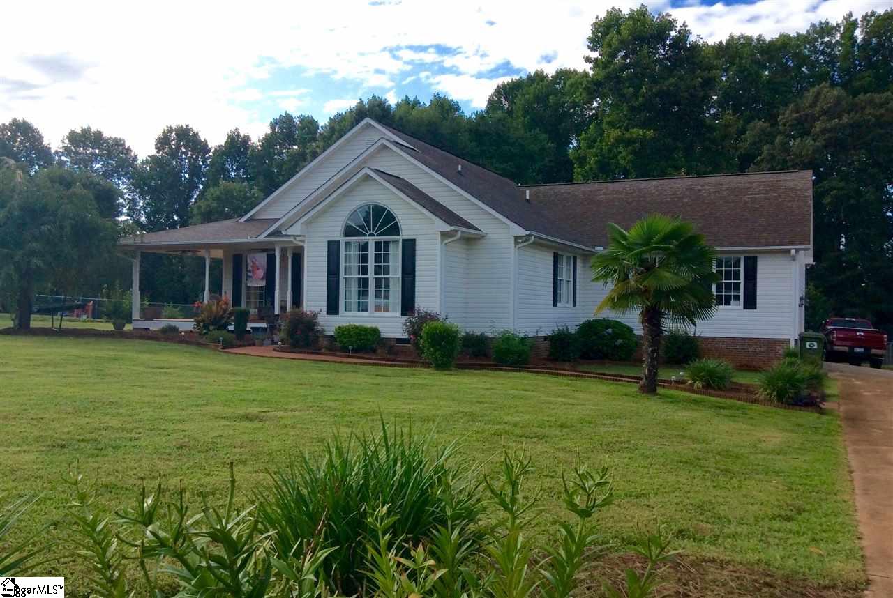 325 Trantham Court Inman, SC 29349 - Photo 1 of 32