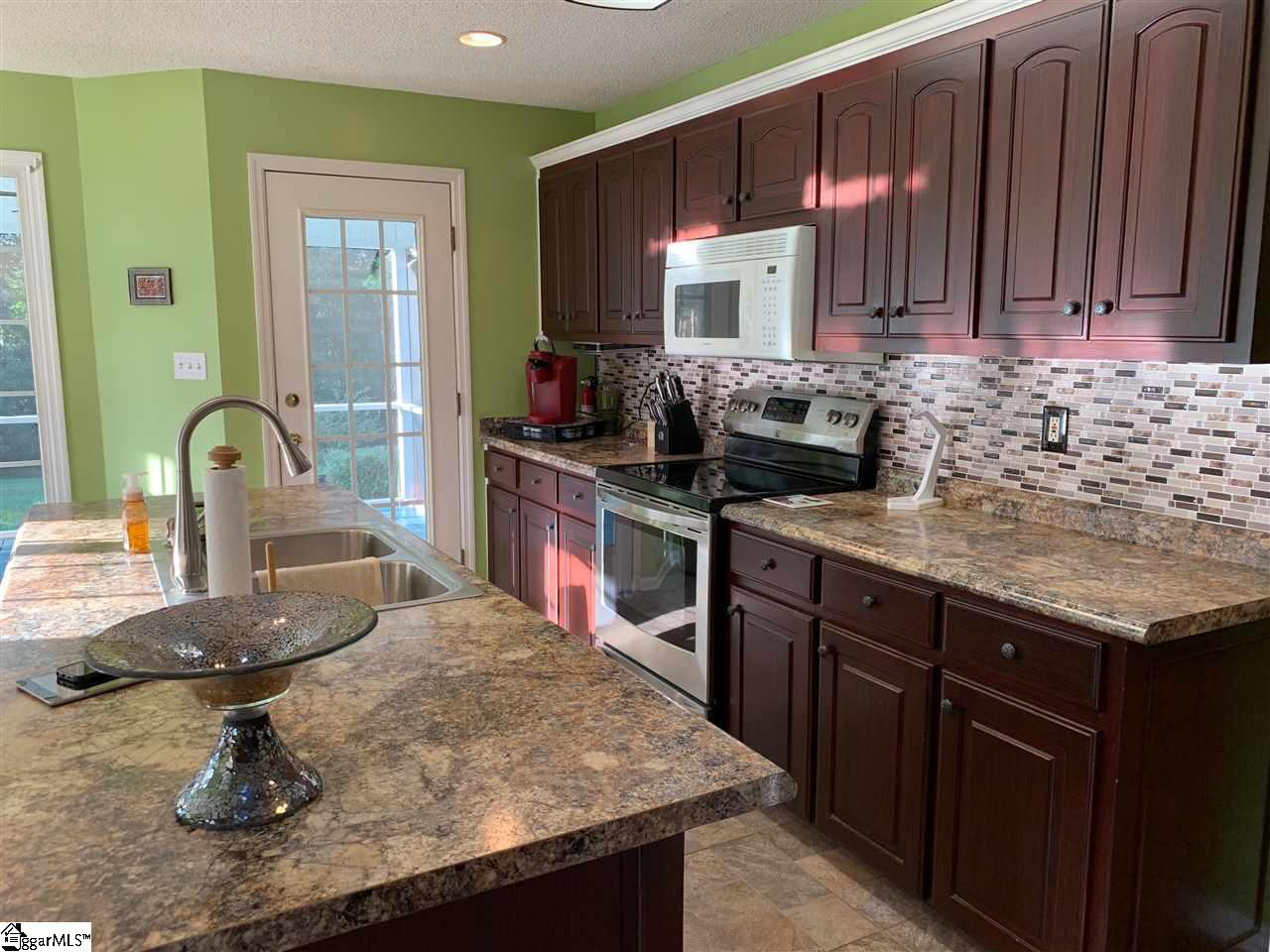 325 Trantham Court Inman, SC 29349 - Photo 11 of 32