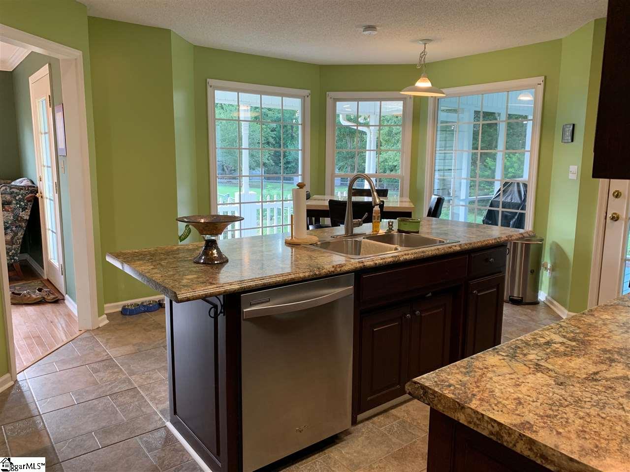 325 Trantham Court Inman, SC 29349 - Photo 12 of 32