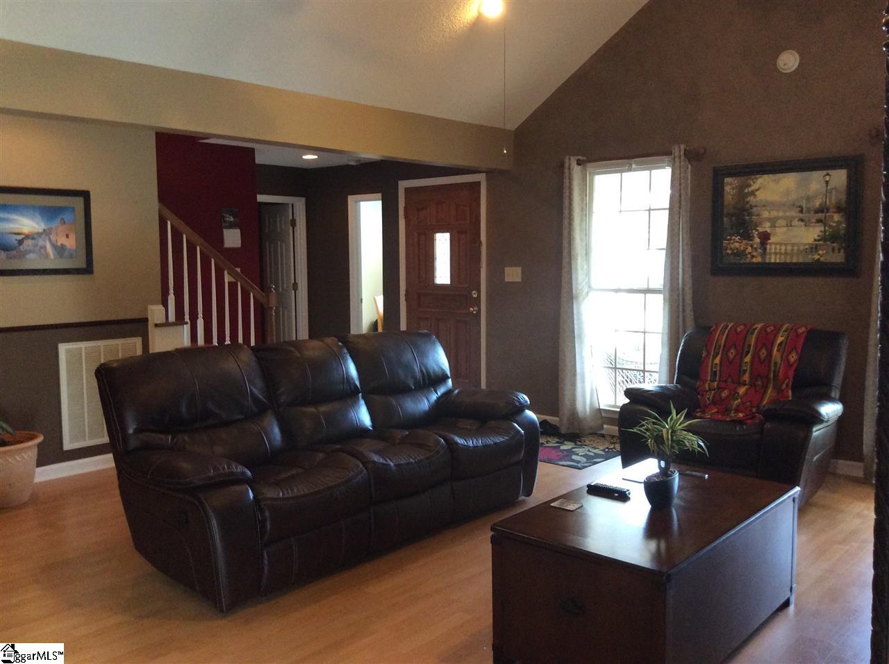325 Trantham Court Inman, SC 29349 - Photo 10 of 32