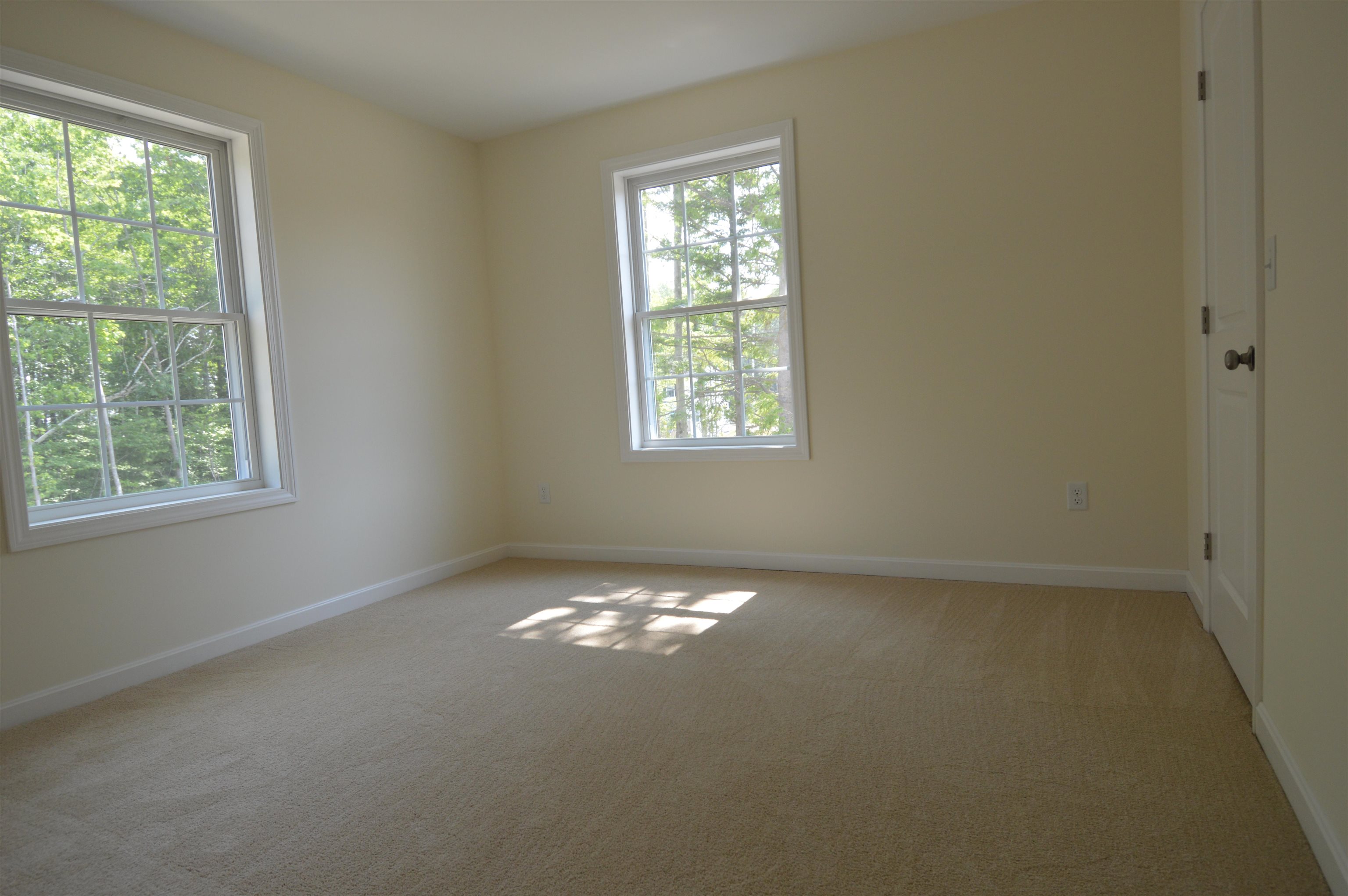 50 Ida Circle, Unit 31021 Rochester, NH 03868 - Photo 3 of 8