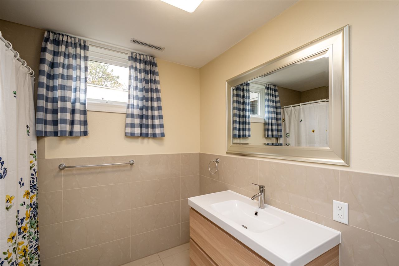 1311 Stoney Point Road Northwest Cedar Rapids, IA 52405 - Photo 26 of 33 Gallery Image 26
