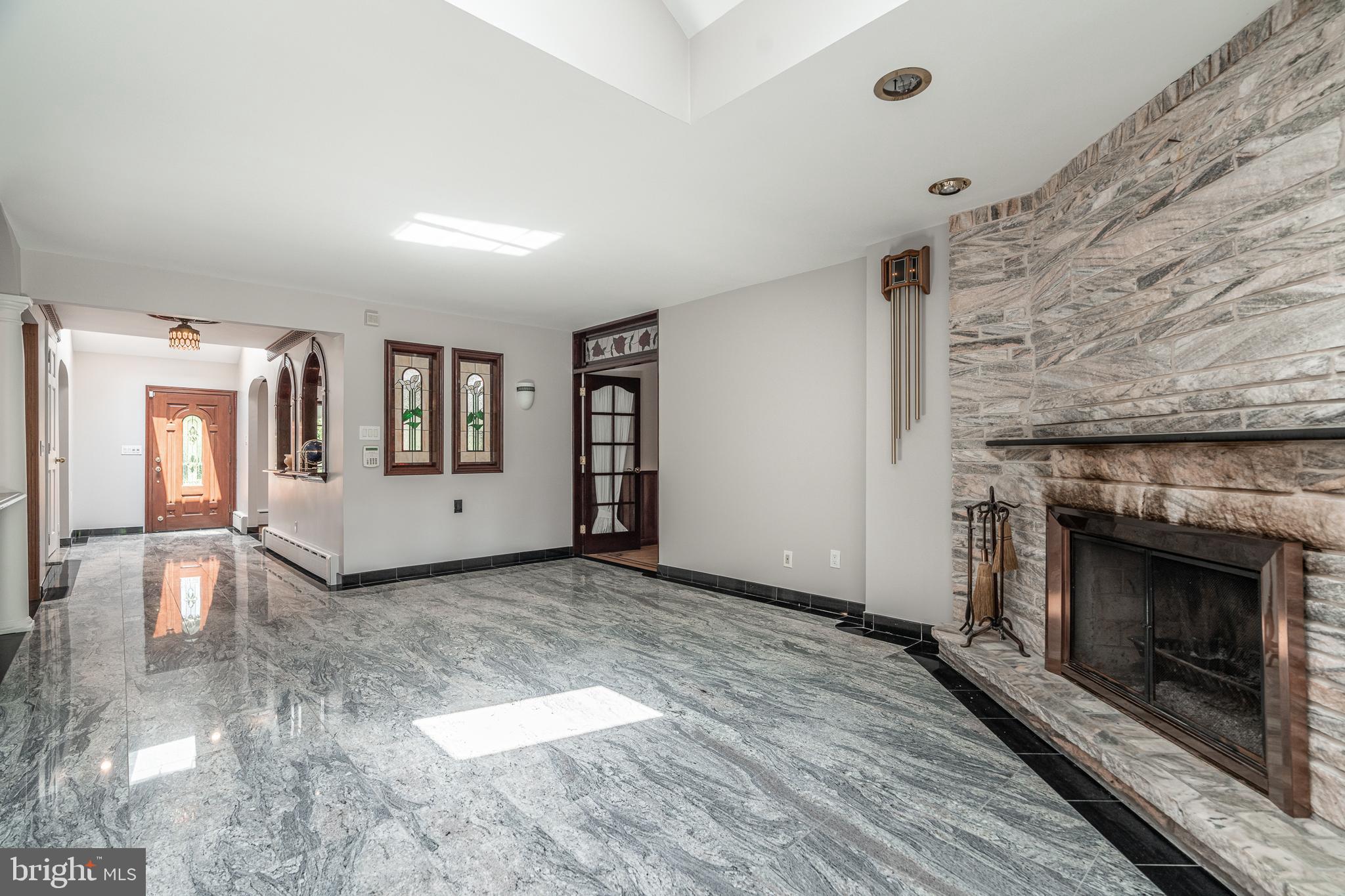 2451 High Road Huntingdon Valley, PA 19006 - Photo 14 of 68 Den and Hallway