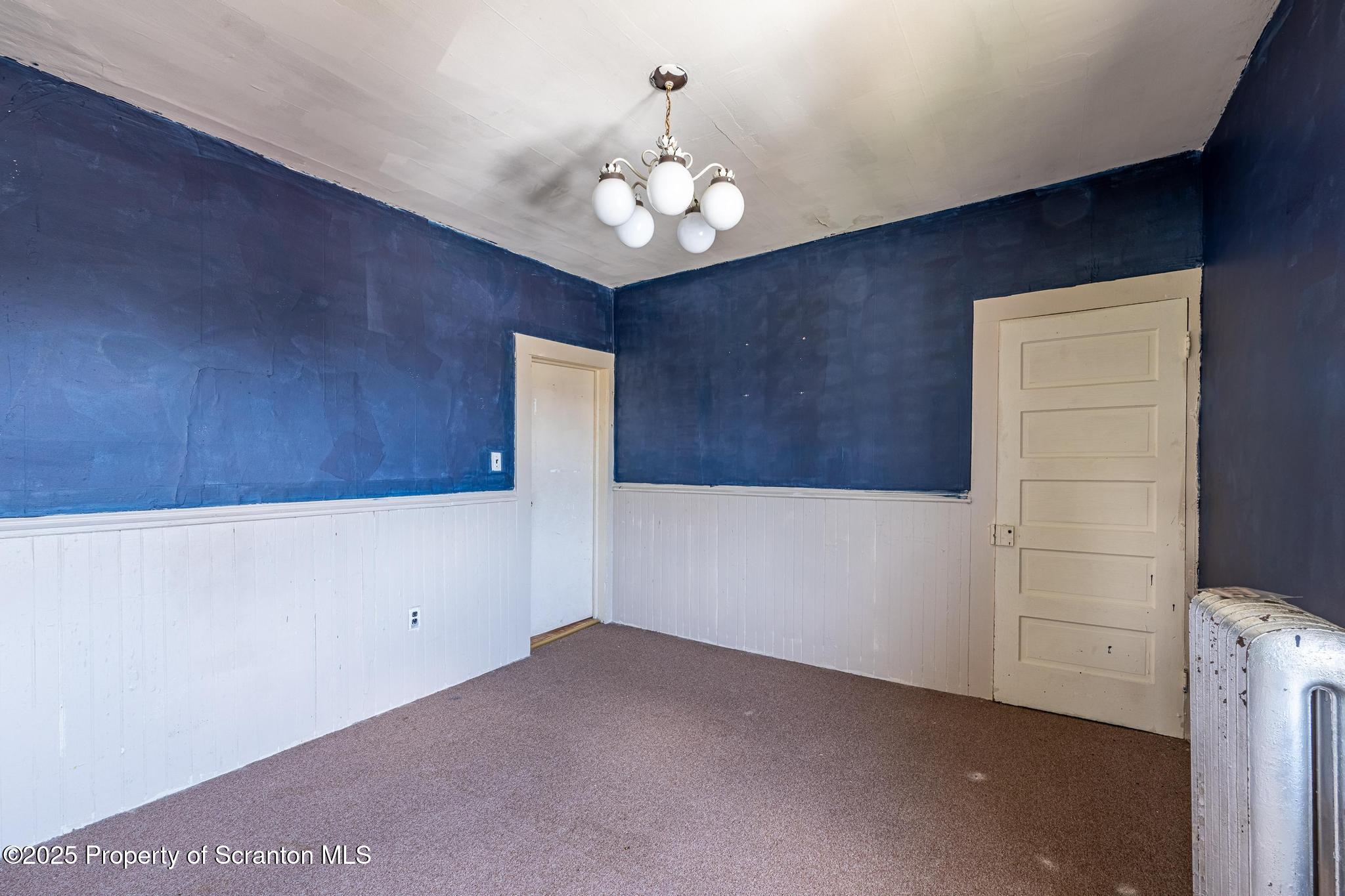 116 Dunmore Street Throop, PA 18512 - Photo 17 of 31 DSC_0605-HDR