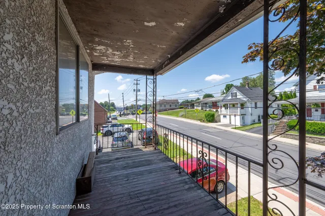 $187,500 | 116 Dunmore Street, Throop, PA 18512