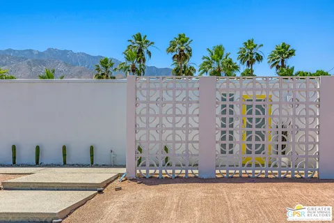 $1,195,000 | 2129 George Drive, Palm Springs, CA 92262