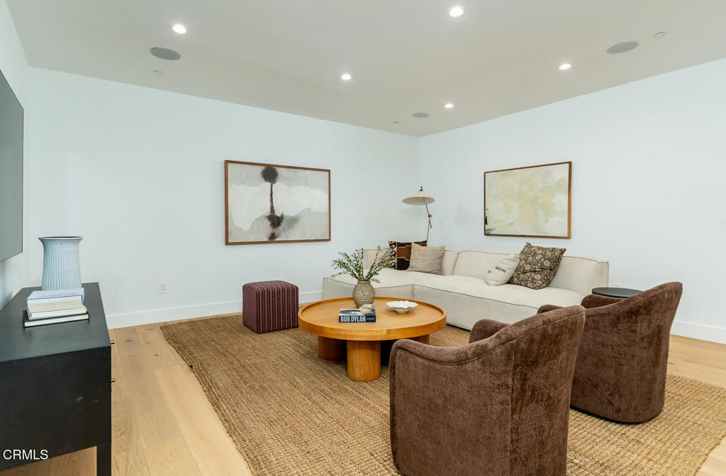 2950 Oak Glen Road Glendale, CA 91208 - Photo 11 of 48 GYP_2950 Oak Glen Rd_022_MLS