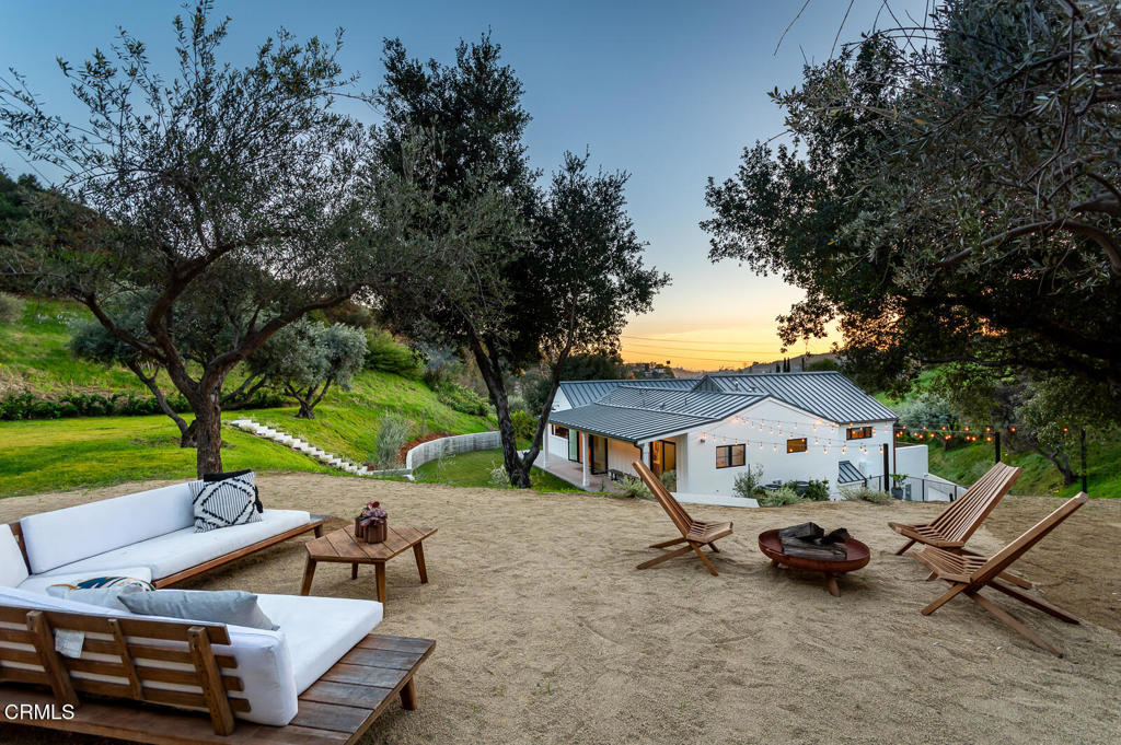 2950 Oak Glen Road Glendale, CA 91208 - Photo 46 of 48 GYP_2950 Oak Glen Rd_086_MLS