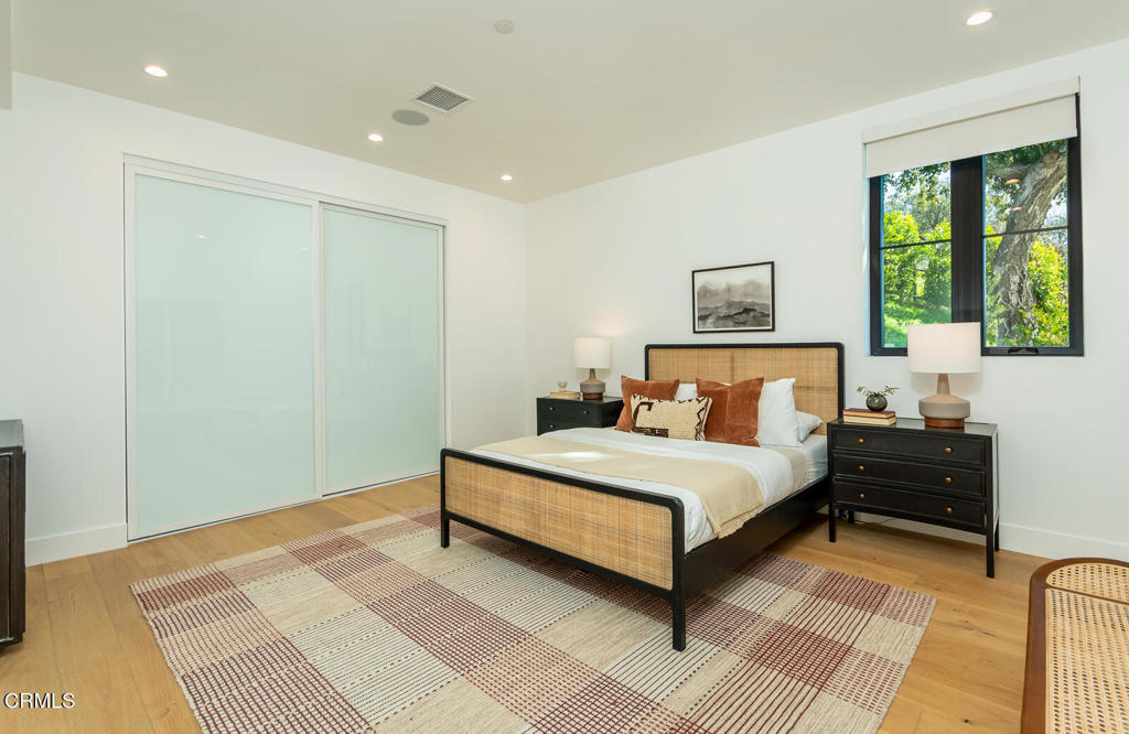 2950 Oak Glen Road Glendale, CA 91208 - Photo 9 of 48 GYP_2950 Oak Glen Rd_016_MLS