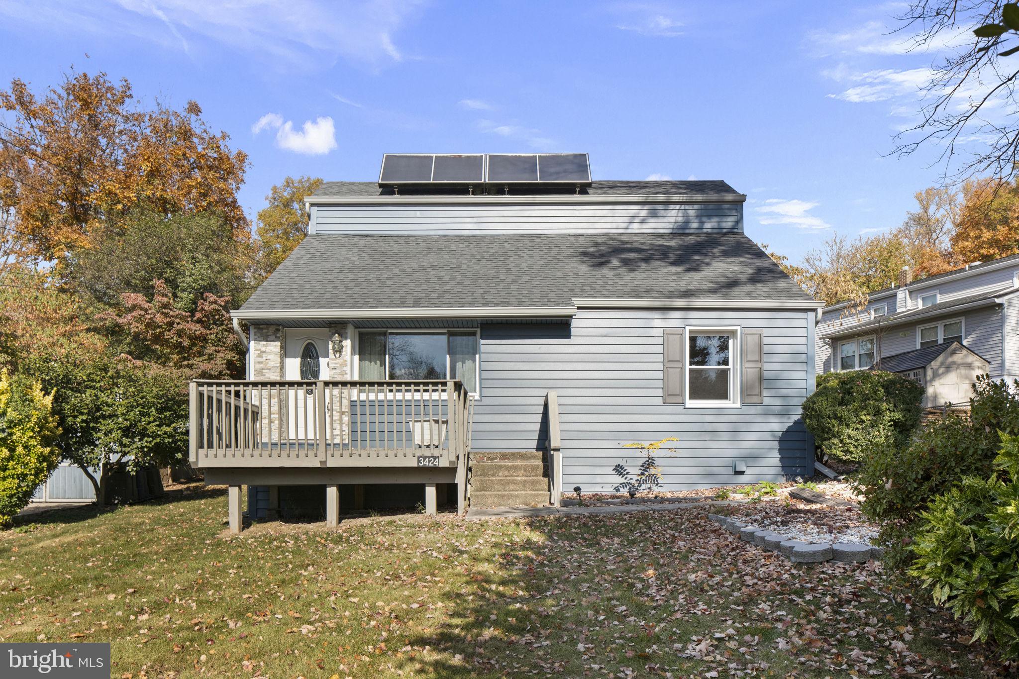 3424 Spring Drive Alexandria, VA 22306 - Photo 4 of 52 a view of a house with a yard