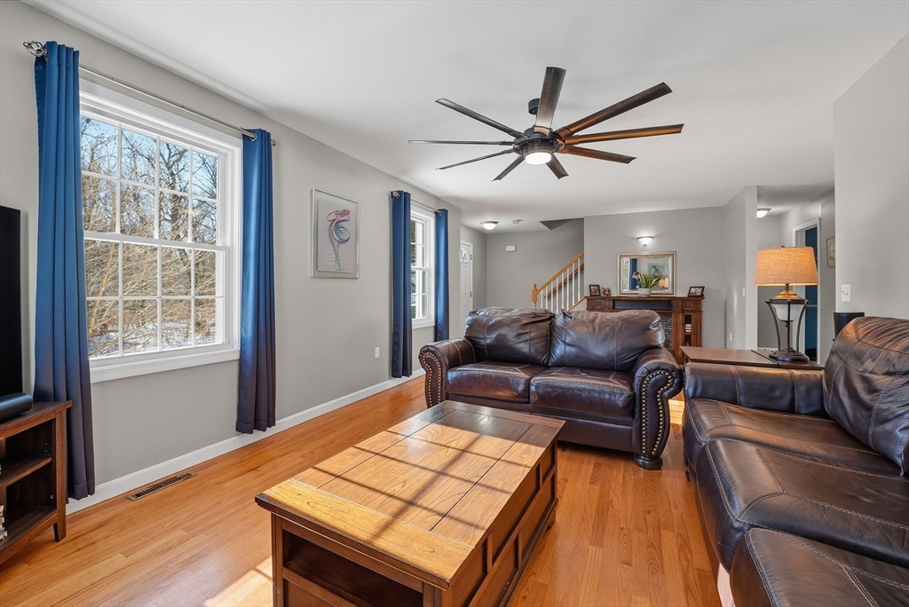 18 Riverton Road Springfield, MA 01109 - Photo 14 of 41