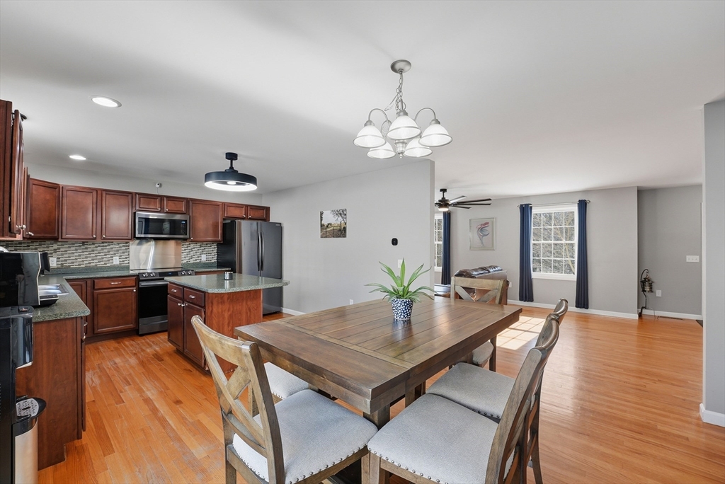 18 Riverton Road Springfield, MA 01109 - Photo 22 of 41