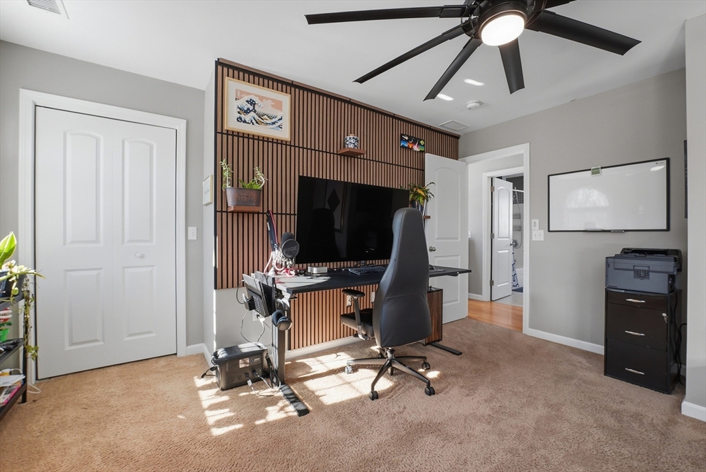 18 Riverton Road Springfield, MA 01109 - Photo 25 of 41