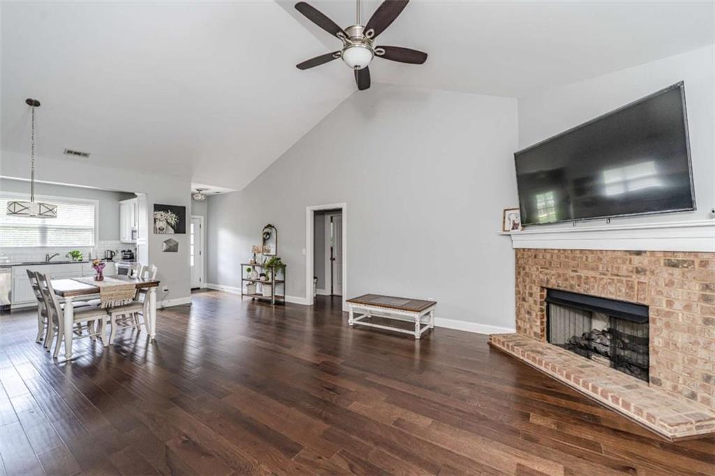 559 Freeman Ferry Road Southeast Rome, GA 30161 - Photo 4 of 28