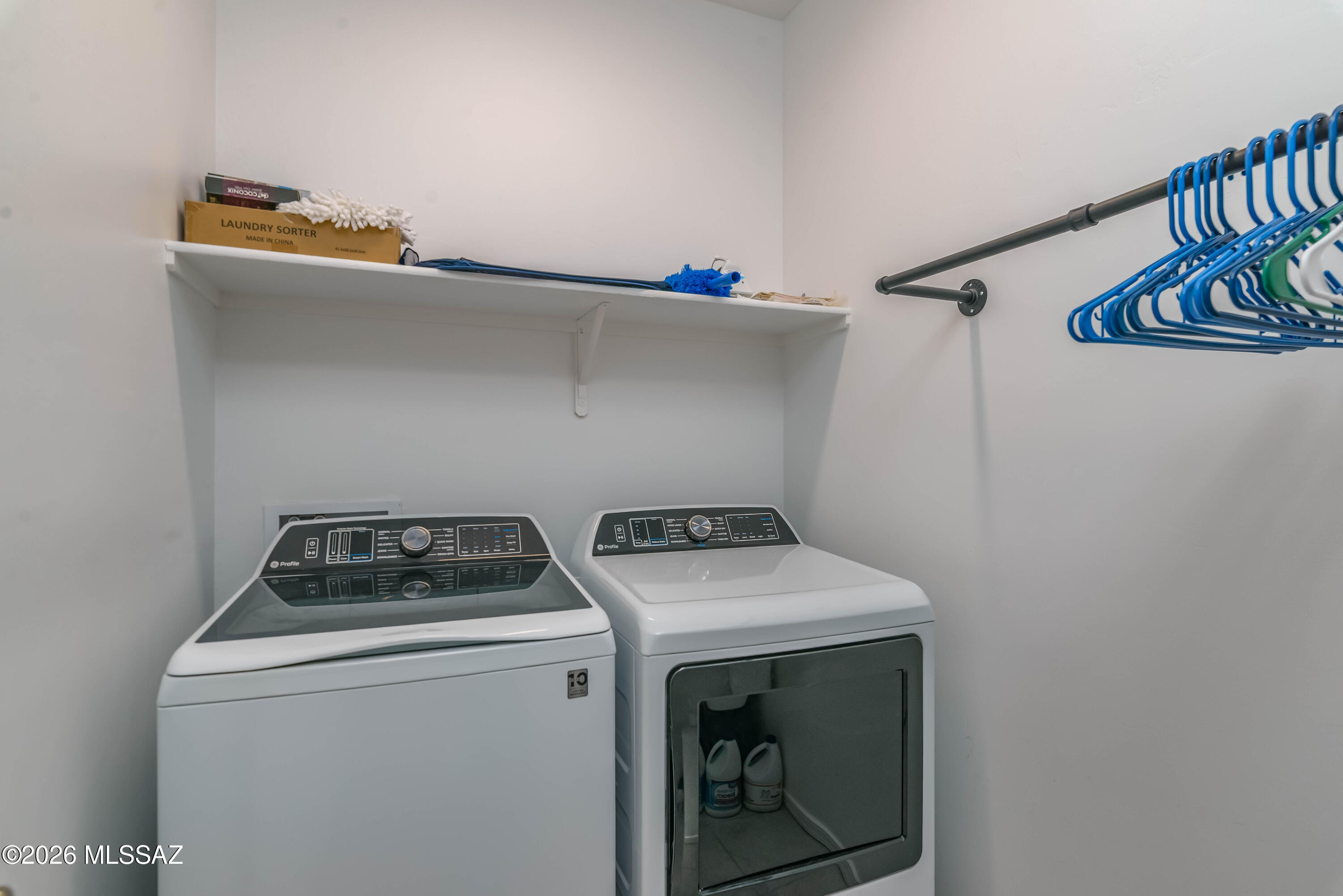 21667 East Treasure Road Red Rock, AZ 85145 - Photo 26 of 34 Laundry Room